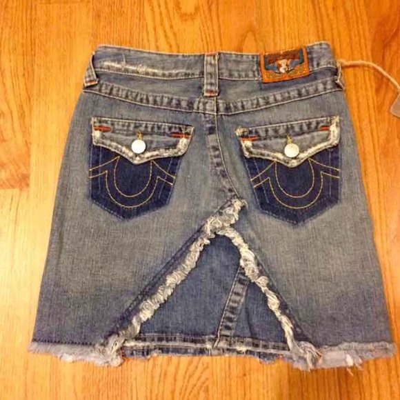 NWT True Religion Denim Skirt - Picture 2 of 4